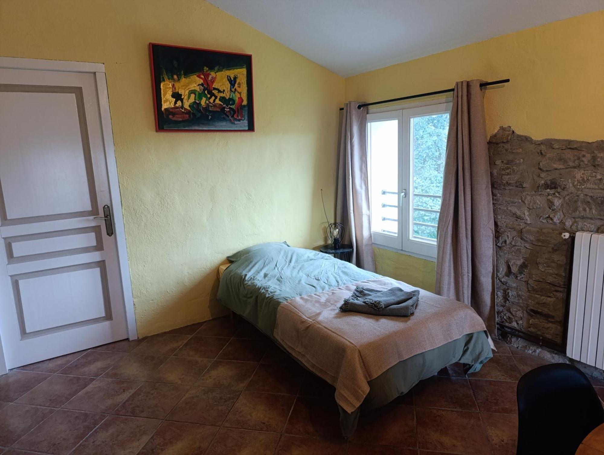Mas Pitre Bed & Breakfast Besalu Exterior photo